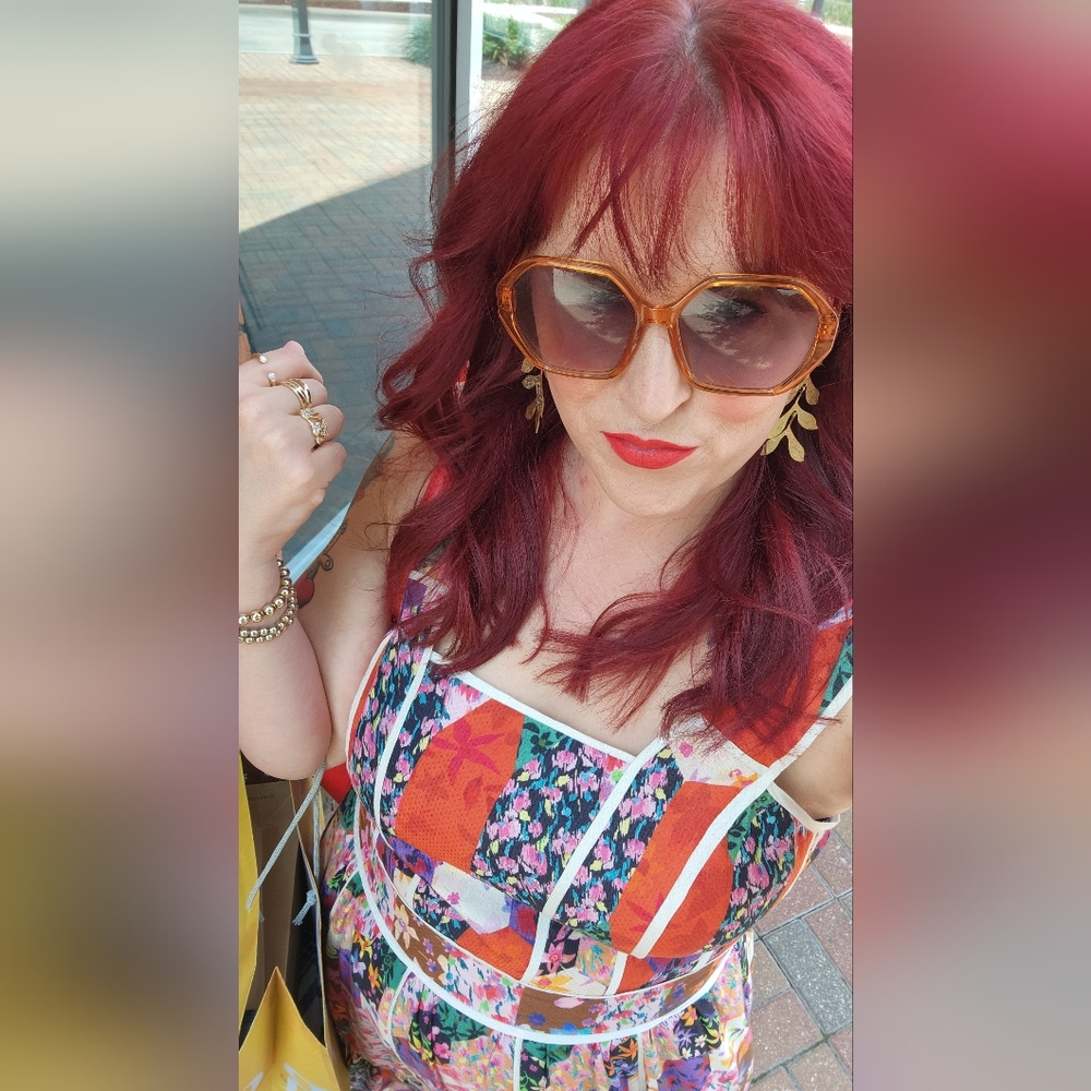 Meet your Posher, Lorena